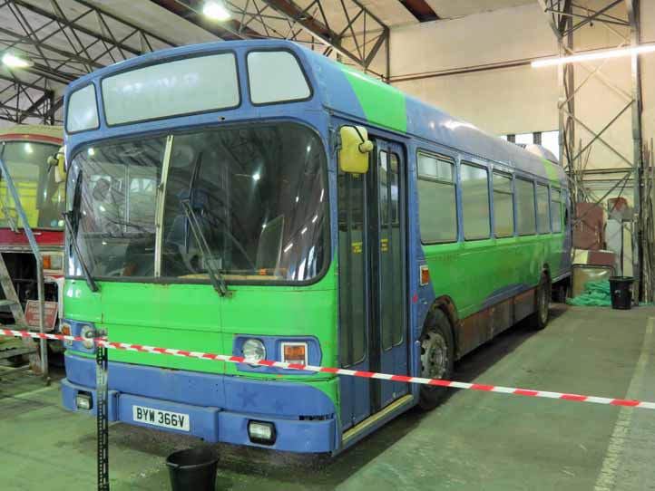 London Transport Leyland National LS366